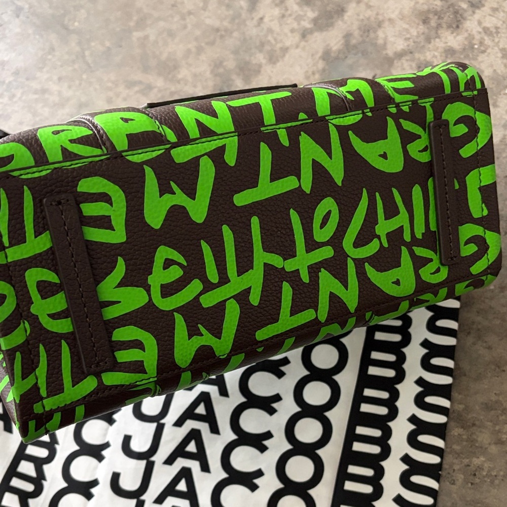 Marc Jacobs Stephen Sprouse Neon Green Graffiti Tote on Dark Brown - Picture 2 of 13